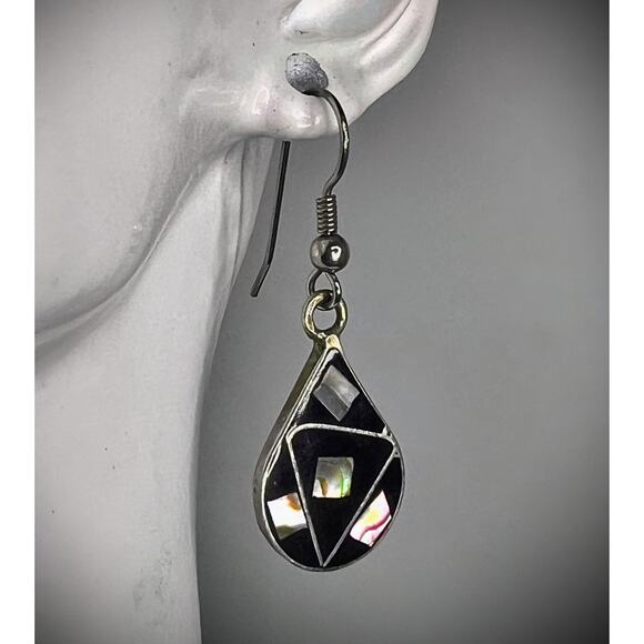 alpaca Jewelry - Vintage Mexico Silver Black Geometric Abalone Shell Inlay Teardrop Earrings
